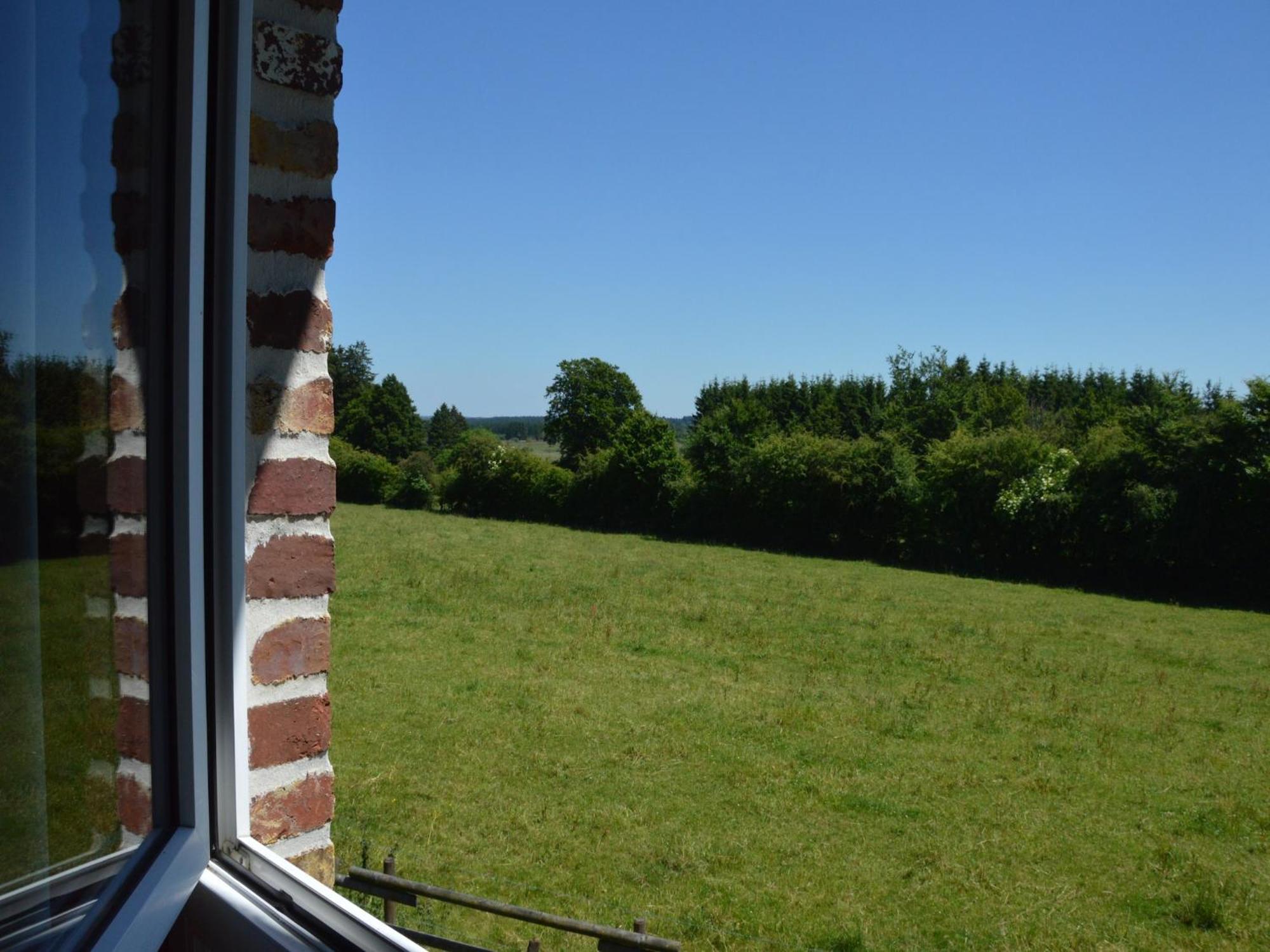 Picture Perfect Holiday Home In Sourbrodt With Garden Bbq מראה חיצוני תמונה